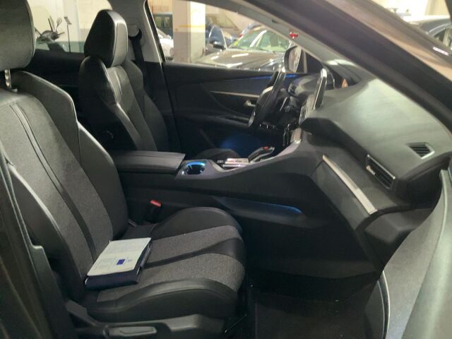 COMING SOON PEUGEOT 3008 ALLURE 1.2 E-THP AUTO SPANISH LHD IN SPAIN 62000 MILES SUPER 2017
